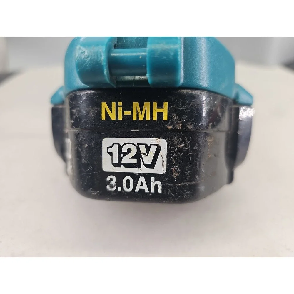 Makita Auto Feed Screwdriver 6835D W Battery No Charger